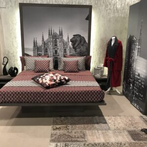 Camera da letto moderna Milano carta da parati foto biancheria letto tappeto patchwork